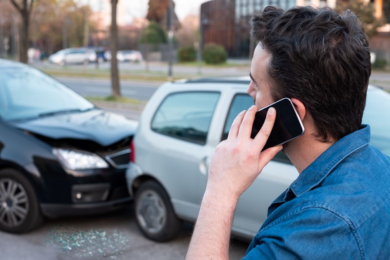 Werknemer moet schade aan dienstauto vergoeden