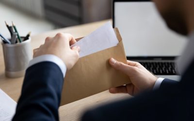Ontslag als bestuurder betekent nog niet dat arbeidsovereenkomst eindigt
